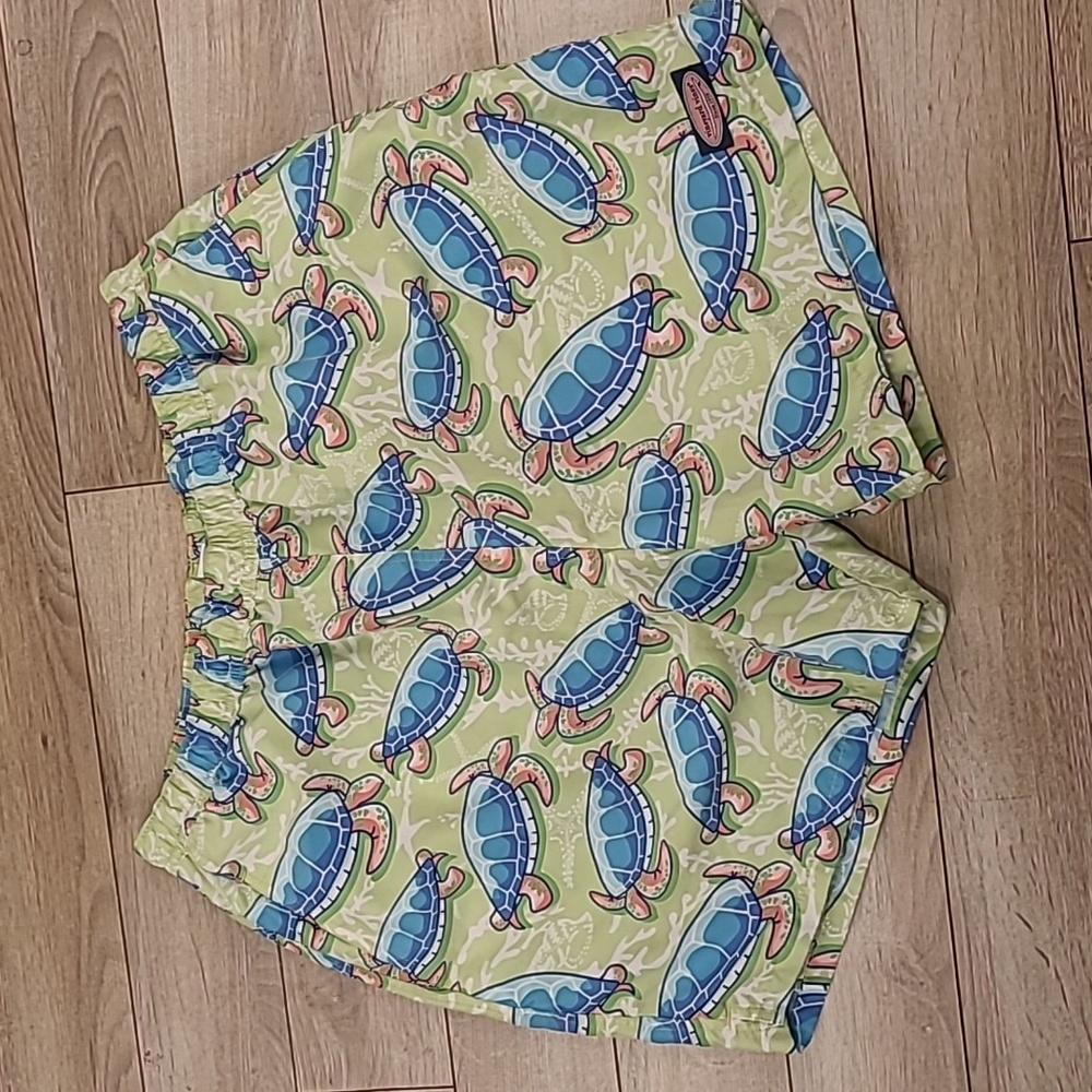 VINEYARD VINES Green Blue Whimsical Turtles Pattern Mens XL Swim Trunks Shorts
